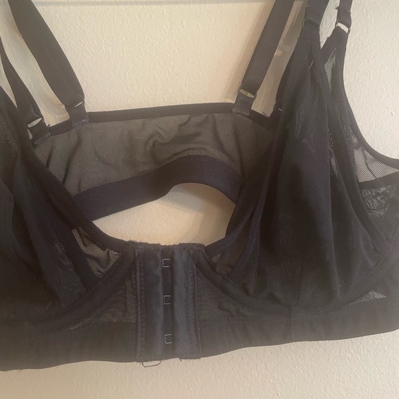 Forever 21 - Picture 4 of 6